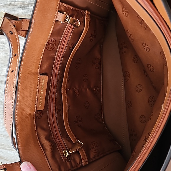 Tory Burch Saffiano Leather Tote Bag - Picture 2 of 7